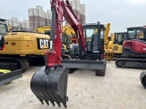 Mini-excavatrice sur chenilles Yanmar Vio55 d'occasion d'origine japonaise, 5,5 tonnes, excavatrice hydraulique, petite machinerie de construction en stock. - Product Image 3