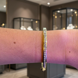 Bracelet jonc EtherStar Jewels en diamant de laboratoire certifié IGI, 2,30 carats, serti en canal, à charnière, en or massif 18K, 14K, 10K ou argent 925 - Product Image 4