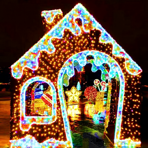 Grande lumière d'entrée de maison de Noël sur mesure pour rues commerciales, villages de Noël et espaces publics - Product Image 1