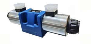 สปูลควบคุมทิศทาง R901278744 4WE10J5X/EG24N9K4/M - Product Image 3