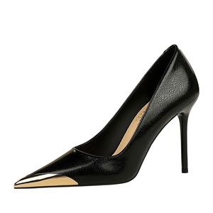 Zapatos de Tacón Alto de 9.5cm para Mujer, Negros, de Charol, con Punta Metálica, Estilo Stiletto, Sexys, para Fiesta - Product Image 1