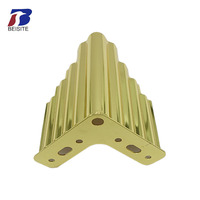 Vente en gros d'accessoires de quincaillerie triangulaires dorés de style luxueux par les fabricants de pieds de meubles, pieds en métal, pieds de canapé