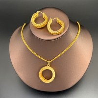 Conjunto de Collar y Pendientes con Geometría Trenzada Chapados en Oro, Colección de Boda, Hechos de Aleación, Conjuntos de Joyería Inspirados en Diseñadores