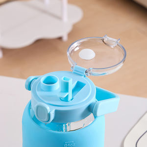 إبريق زجاجي كبير السعة 40 أونصة من البوروسيليكات عالي الجودة مع مقبض منقوش، يشمل غطاء سيليكون وعلامات للحجم - Product Image 5