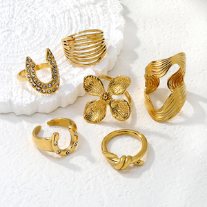 แหวนแฟชั่นทรงเรขาคณิต ชุบทอง 18k เครื่องประดับสำหรับงานปาร์ตี้สำหรับทุกเพศ - Product Image 1