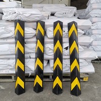 Gardes d'angle en caoutchouc réfléchissants carrés de 800mm de hauteur Bordures de sécurité de stationnement à angle rond pour murs