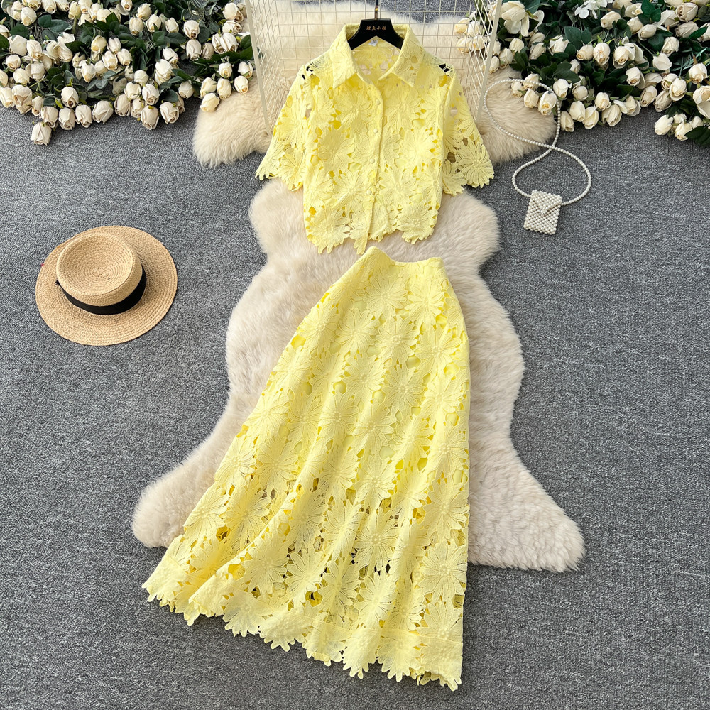 Jaune