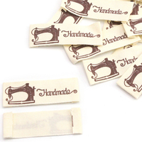 Étiquettes personnalisées en polyester tissé lavables à pliure latérale, prix direct usine, pour vêtements de luxe, marque privée d'entreprise