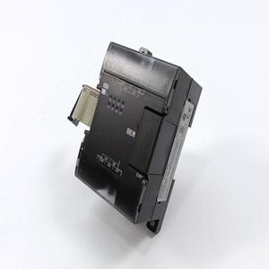 ยูนิตขยาย IO รุ่น CP1W-8ER ใหม่และเป็นของแท้, 8 ช่องรีเลย์เอาต์พุต 2A สำหรับระบบอัตโนมัติแบบตั้งโปรแกรมได้ในงานอุตสาหกรรม - Product Image 1