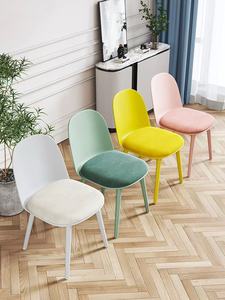 Tables et chaises de style café pour l'intérieur de restaurants modernes : tables et chaises blanches, mobilier de café : chaises orange - Product Image 2