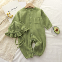 Barboteuse pour bébé de couleur unie douce avec chapeau, combinaisons en mousseline de coton pour tout-petits filles, barboteuse simple pour bébé
