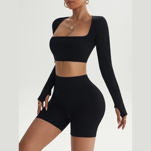 Ensemble <span class=keywords><strong>de</strong></span> <span class=keywords><strong>sport</strong></span> deux pièces pour femmes avec logo personnalisé, hauts courts à manches longues pour le <span class=keywords><strong>sport</strong></span>, shorts <span class=keywords><strong>de</strong></span> yoga à effet push-up, taille haute, pour la <span class=keywords><strong>salle</strong></span> <span class=keywords><strong>de</strong></span> <span class=keywords><strong>sport</strong></span> et l'entraînement - Product Image 3