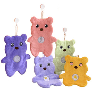 Serviette à main Weather Bear en polaire corail, 21x26 cm, design de dessin animé pour les enfants de la maternelle - Product Image 3