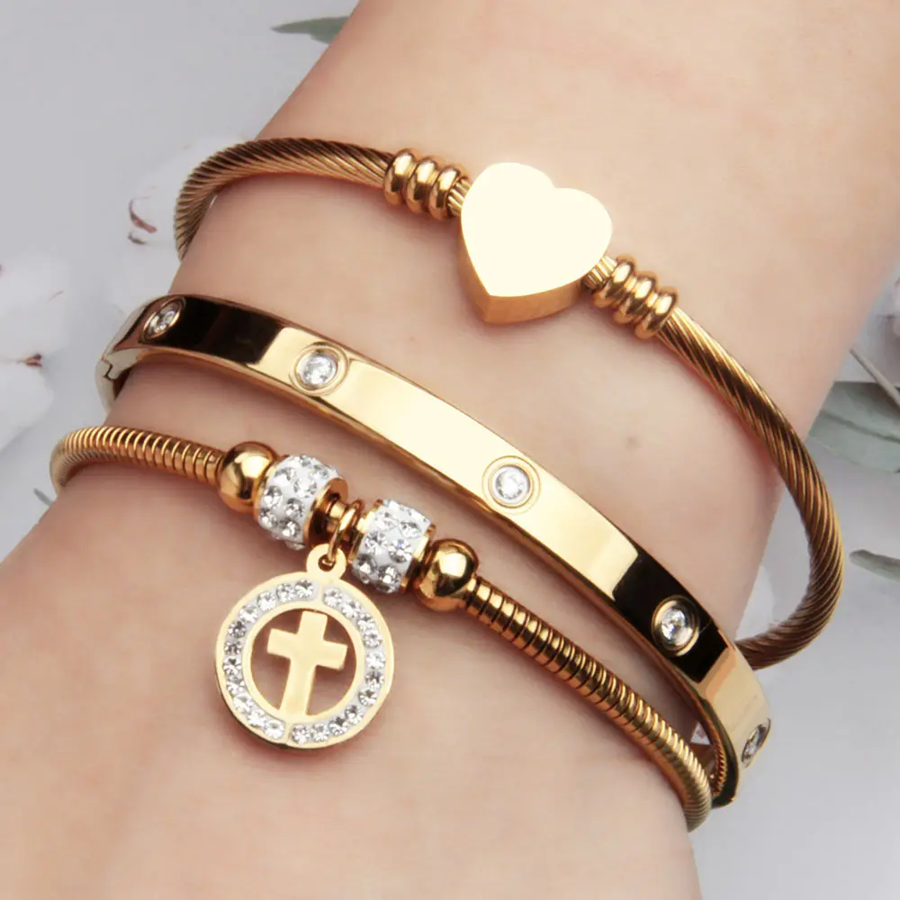 Heart-shaped inlaid diamond cross pendant accessory creative design trendy high-quality gold-plated stainless steel bracelet