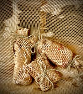 Direct Sale 80gsm Recycled Honeycomb Kraft Packing Paper Rolls Uncoated Wrapping Paper <b>Flowers</b> Chemicals Candle Packaging-by - Product Image 6