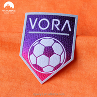 Écussons de football écologiques en PU avec dentelle pour badges d'équipes, logos de clubs, chapeaux (impression par transfert thermique en forme de cœur)