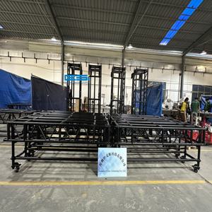 Sistema modular de truss preaparejo de aluminio ESI: portátil y expandible para uso en escenarios en grandes producciones - Product Image 2