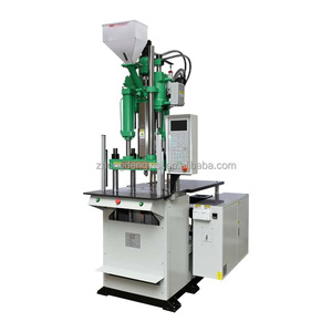 Machine de moulage par injection verticale pour le revêtement de fils DC, réglage facile de la hauteur du moule - Product Image 1