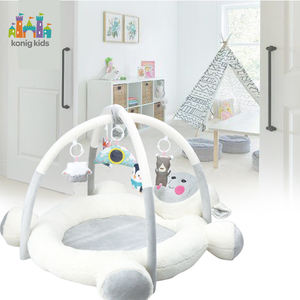 Alfombrilla de juego para bebés ecológica de algodón suave nórdico personalizada OEM/ODM con juguete colgante para bebés de 0 a 24 <span class=keywords><strong>meses</strong></span> - Product Image 3