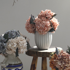 Fleur d'Hortensia Artificielle en Soie Tête d'Hortensia <span class=keywords><strong>Bouquet</strong></span> Décoratif de Table pour la Fête de <span class=keywords><strong>Noël</strong></span> Hôtel Décoration de Mariage - Product Image 1