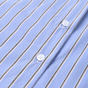 <span class=keywords><strong>Camicia</strong></span> 2024 alla moda distintiva <span class=keywords><strong>a</strong></span> <span class=keywords><strong>righe</strong></span> <span class=keywords><strong>blu</strong></span> <span class=keywords><strong>e</strong></span> <span class=keywords><strong>bianche</strong></span> da <span class=keywords><strong>donna</strong></span> primavera nuova <span class=keywords><strong>camicia</strong></span> di nicchia con cuciture <span class=keywords><strong>a</strong></span> contrasto - Product Image 5