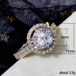 Elegante anello nuziale rotondo per donna, gioielli scintillanti alla moda - Product Image 5