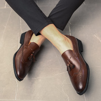Mocassins à pampilles brogues pour hommes, à enfiler, chaussures habillées formelles avec perforations Wingtip pour le bureau et les occasions formelles