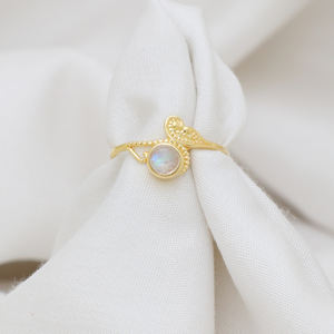 Bague exclusive en argent sterling 925 avec pierre de lune arc-en-ciel Bijoux en pierres précieuses en forme plaqué or 18 carats pour mariages anniversaires fêtes - Product Image 2