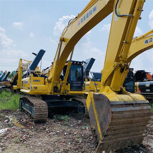 Excavadora usada Komatsu PC200 360 a la venta Bomba de componente central incluida - Product Image 2
