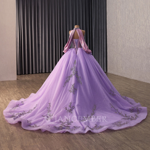 251139 Elegante Vestido de Quinceañera Morado con Escote Corazón, Perlas, Apliques de Cristal y Cuentas, Sin Mangas, Cola Capilla - Product Image 4