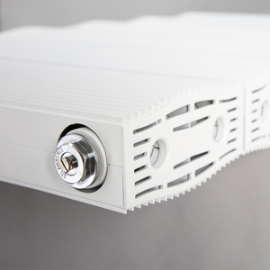 Radiateur rectangulaire mural vertical design, radiateur à circulation liquide avec tubes <span class=keywords><strong>connectés</strong></span> pour chauffage intérieur - Product Image 1