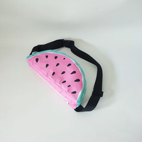 Sac banane en polyester motif tranche de pastèque mignon avec sangle réglable et fermeture éclair, sac de poitrine pour les voyages en extérieur et l'usage quotidien