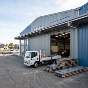 Almacén de Estructura de Acero Prefabricado Aislado para Almacenamiento a Gran Escala de Alimentos, Granos y Nutrientes para Animales - Product Image 4