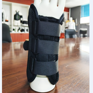 HKJD Réglage Orthopédique Main Poignet Pouce Spica Attelle Attelle pour Tunnel Carpien Soulagement Nuit Soutien pour Fracture - Product Image 2