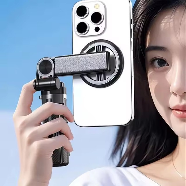 Mini Magnetic Selfie Stick Pocket Grip Tripod 360 Rotate Portable One-piece Connecting Rod Design Telescopic Phone Holder