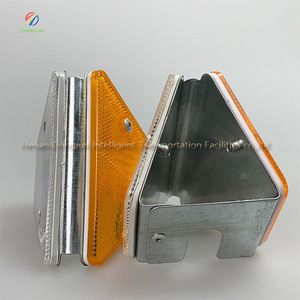 Reflector de barandilla de carretera solar Onda de carretera personalizado delineador de barandilla solar Reflectores de poste - Product Image 3