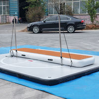 Rampe d'accès gonflable robuste pour quai, yacht marin et plateforme aquatique