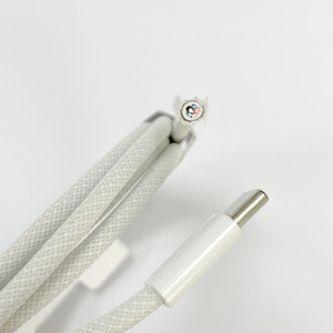 <span class=keywords><strong>Cable</strong></span> Trenzado de 1M 60w al por Mayor para <span class=keywords><strong>iPhone</strong></span> 15 Pro Max, <span class=keywords><strong>Cable</strong></span> de Carga <span class=keywords><strong>Tipo</strong></span> C, <span class=keywords><strong>Cable</strong></span> de Datos - Product Image 4
