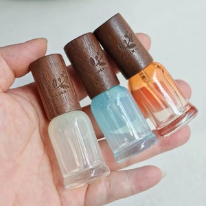 Nuovo Arrivo: Flaconi Roll-on Vuoti in Vetro Ricaricabili da 8ml, Forma Piatta, <span class=keywords><strong>con</strong></span> Stampa a Caldo, per Oli Essenziali e Campioni di Profumo - Product Image 4