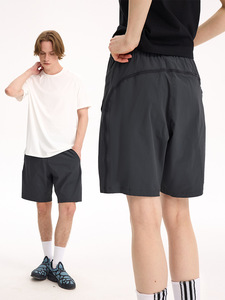 กางเกงขาสั้น UPF100 Plus ย้อมสีเส้นด้าย แห้งเร็ว สั่งผลิตจำนวนน้อยได้ กางเกงกีฬาลำลอง 5 นิ้ว สำหรับผู้ชายและผู้หญิง - Product Image 6