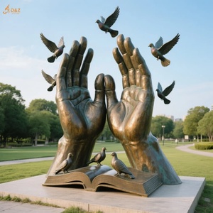 Personalizado City Park Paisaje Decoración Grande Moderno Mano Fundida Metal Latón Abstracto Estatua <span class=keywords><strong>de</strong></span> Mano y Paloma Bronce Escultura PARA LA Venta - Product Image 1