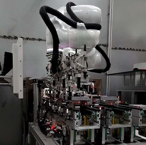 Robot industrial ligero y versátil Cobot 5 kg Carga útil Robot universal de 6 ejes UR5e - Product Image 6
