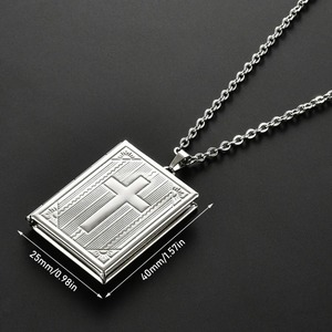Collier pendentif médaillon porte-photo en acier inoxydable pour hommes et femmes, forme livre, motif croix, ouvrable, bijou commémoratif, cadeau - Product Image 6