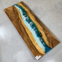 Table basse rectangulaire en bois et résine époxy bleu rivière, noyer massif ultra transparent