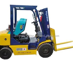 Montacargas Komatsu FD30 TCM Original de Excelente Rendimiento en Venta, con Dos Mástiles, Precio Bajo, Montacargas Usado - Product Image 1