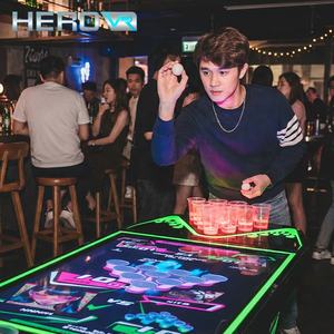 Table de beer pong automatique HEROVR en acier inoxydable avec design modulaire LED 16 couleurs pour divertissement en boîte de nuit - Product Image 1
