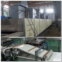 Machine à gâteau au chocolat entièrement automatique / Ligne de production de gâteaux et de tartes pour les petites entreprises