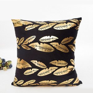 Amity Nouveau Design Dorure Dorée Housse de <span class=keywords><strong>Coussin</strong></span> Décorative Bon Marché Haute Qualité Housse de <span class=keywords><strong>Coussin</strong></span> <span class=keywords><strong>45x45</strong></span> Pour Voiture Et Canapé - Product Image 1
