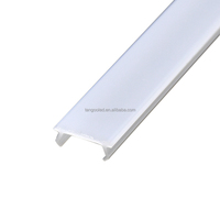 Couverture de diffuseur opale en polycarbonate ou PC abat-jour linéaire blanc laiteux sur mesure pour lampes à led usine d'extrusion de plastique