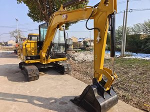 Excavadora sobre orugas de 5,5 toneladas Caterpillar 305.5E2 usada Original de alta calidad con excelentes condiciones a la venta Motor Engine PLC - Product Image 5